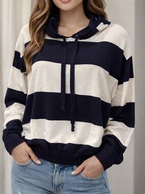 The Slope- Striped Navy and Cream Hooded Pullover Sweater Size Large